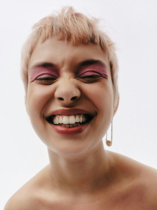 Teeth Whitening for Sensitive Teeth: Gentle Solutions for a Confident Smile